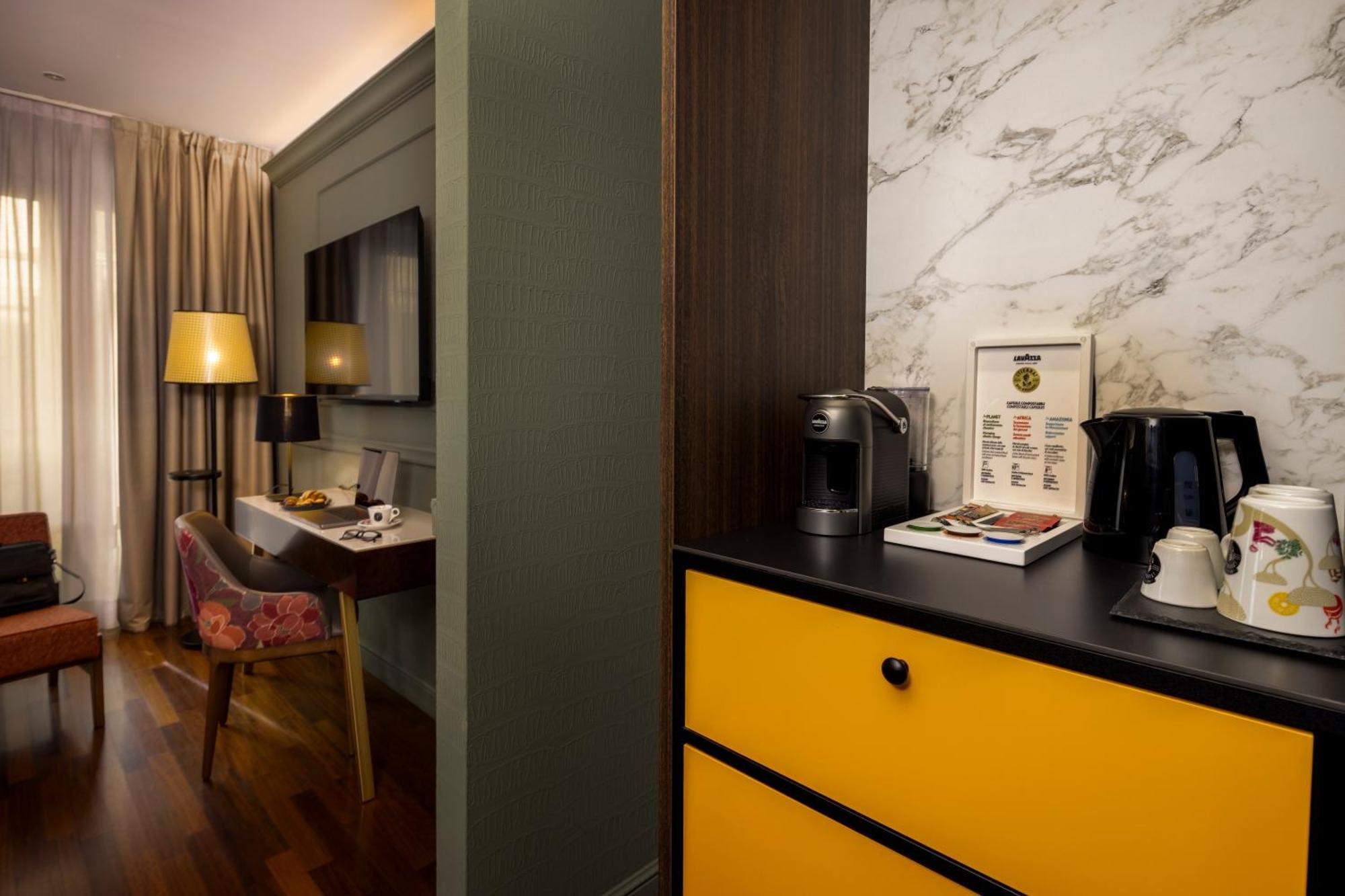 Hotel CHC Torino Castello Esterno foto