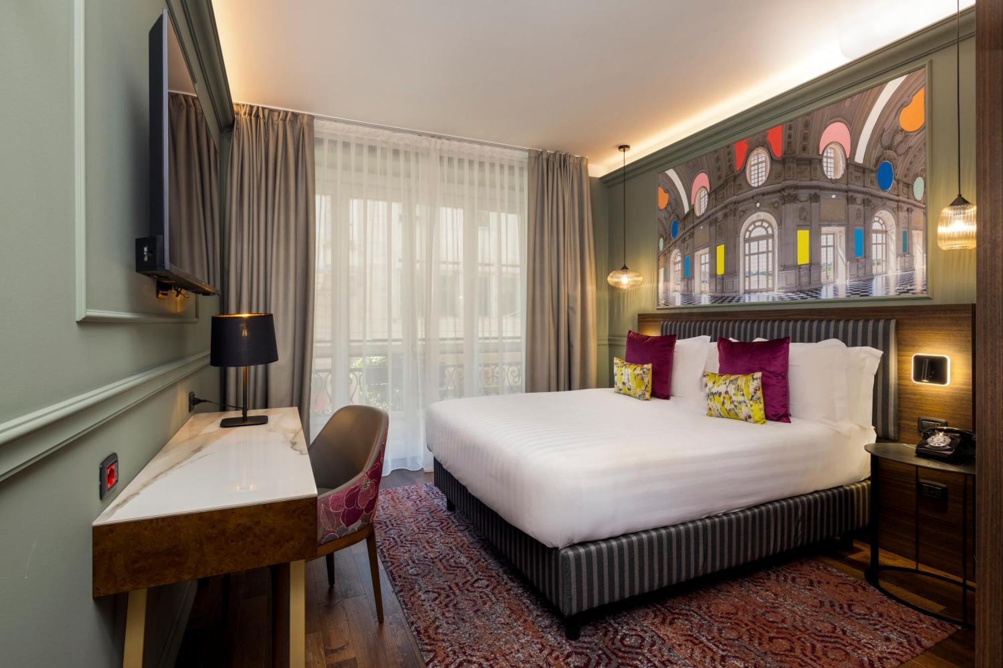 Hotel CHC Torino Castello Esterno foto