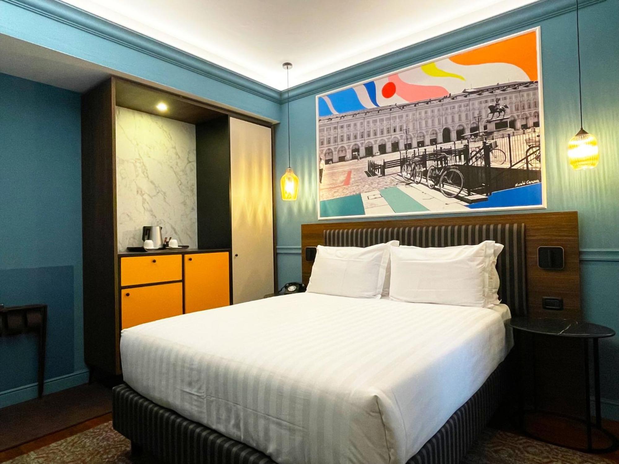 Hotel CHC Torino Castello Esterno foto